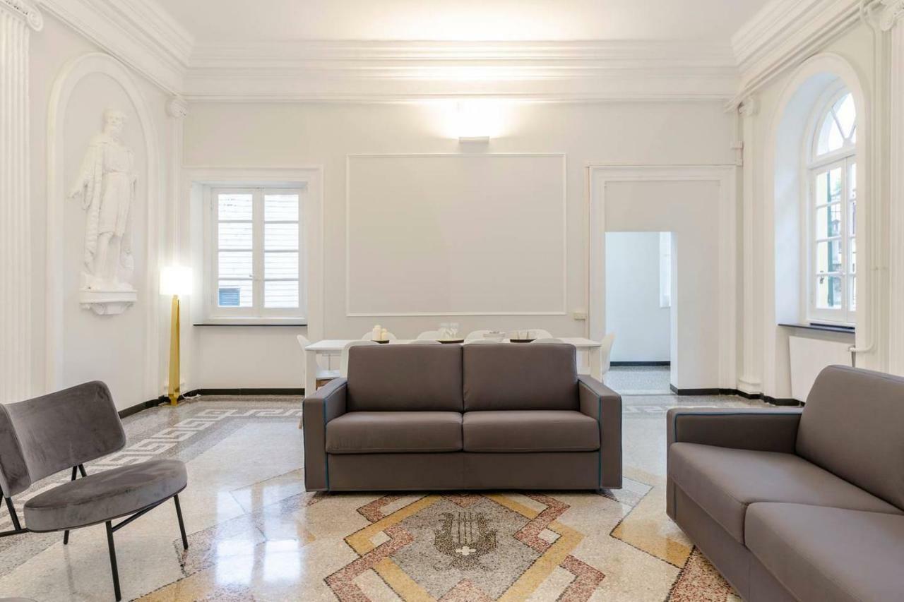 Ferienwohnung Joivy Elegant Flat For 7, In The Heart Of Genua Exterior foto