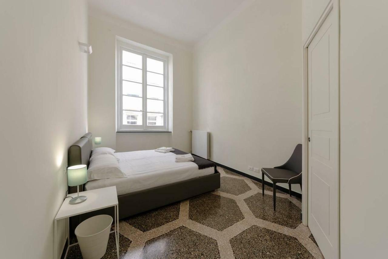 Ferienwohnung Joivy Elegant Flat For 7, In The Heart Of Genua Exterior foto