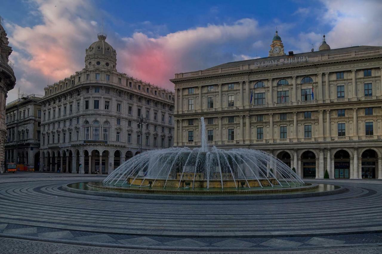 Ferienwohnung Joivy Elegant Flat For 7, In The Heart Of Genua Exterior foto